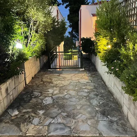 Country house Athina Kriopigi