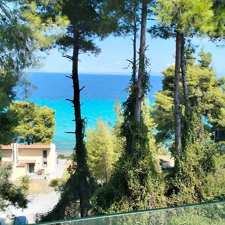 Athina * Kriopigi